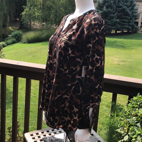 Rafaella Leopard Animal Print Tawny Long Sleeve Blouse Top M Work Office - Picture 2 of 11